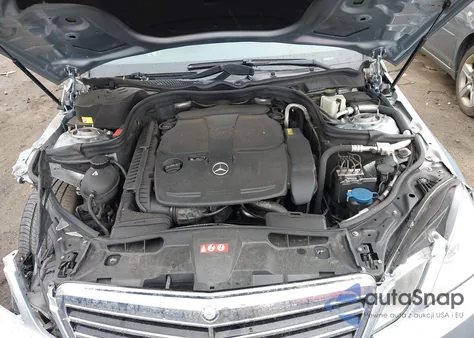 2013 Mercedes-Benz E 350 4Matic из США, поврежденный, VIN WDDHF8JB2DA675225